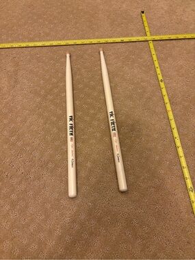 Vic Firth Natural Wood Drumsticks - Pair